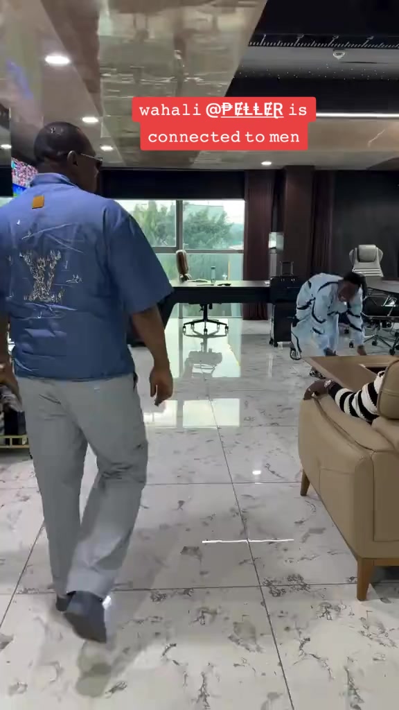 @𝙵𝚘𝚘𝚝𝚊𝚐𝚎