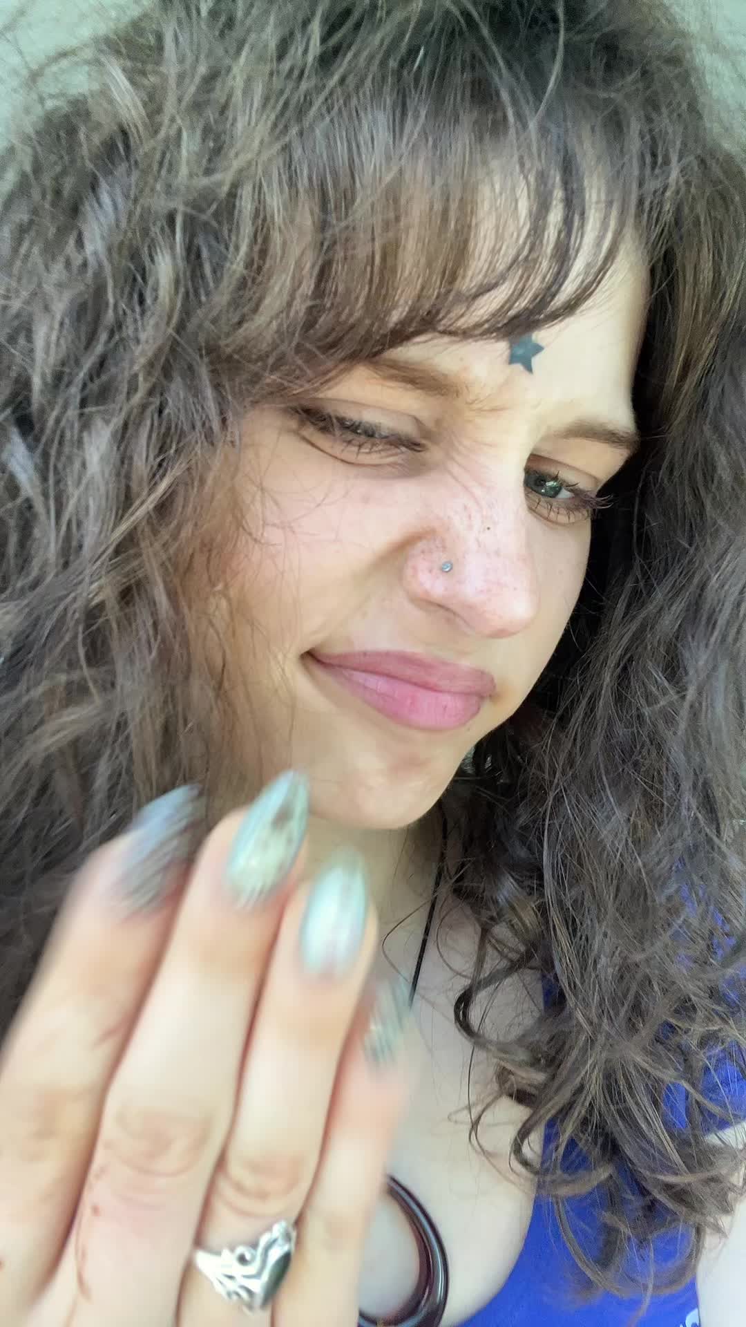 @Gretiii