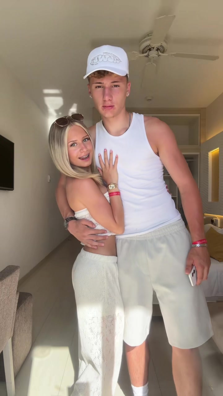 @софию 🎀