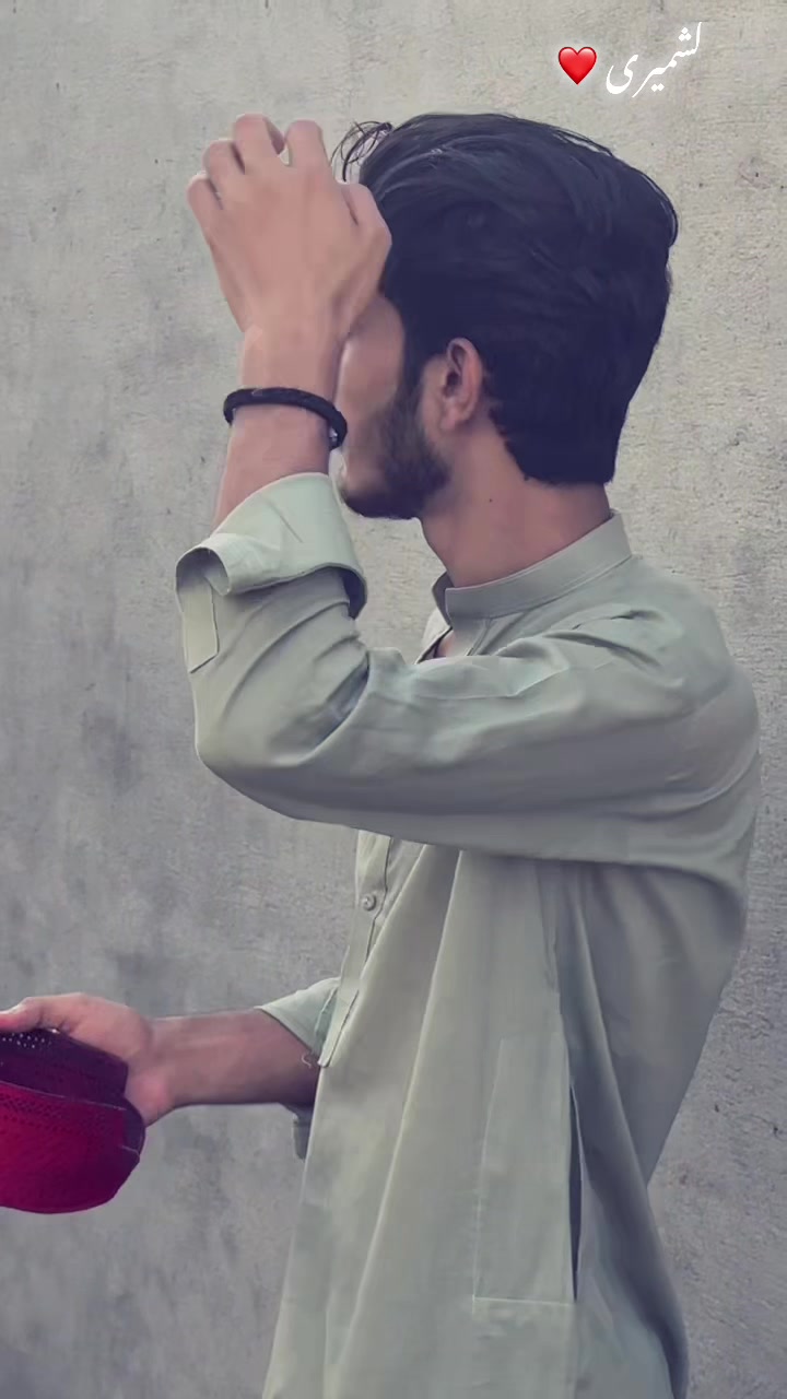 @K H A N.🚩