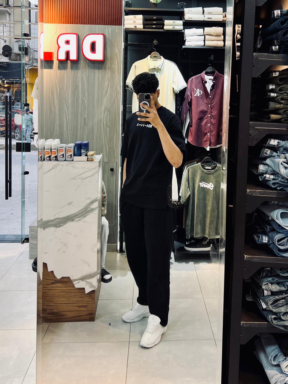 @علي رزه