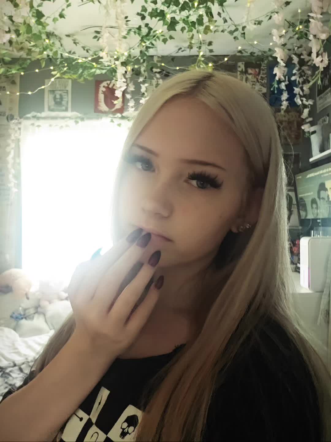 @𝐄 𝐌 𝐒 ꨄ