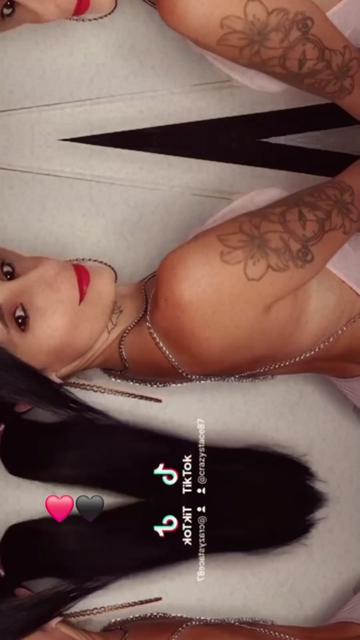 @Crazystace❤️🖤Official