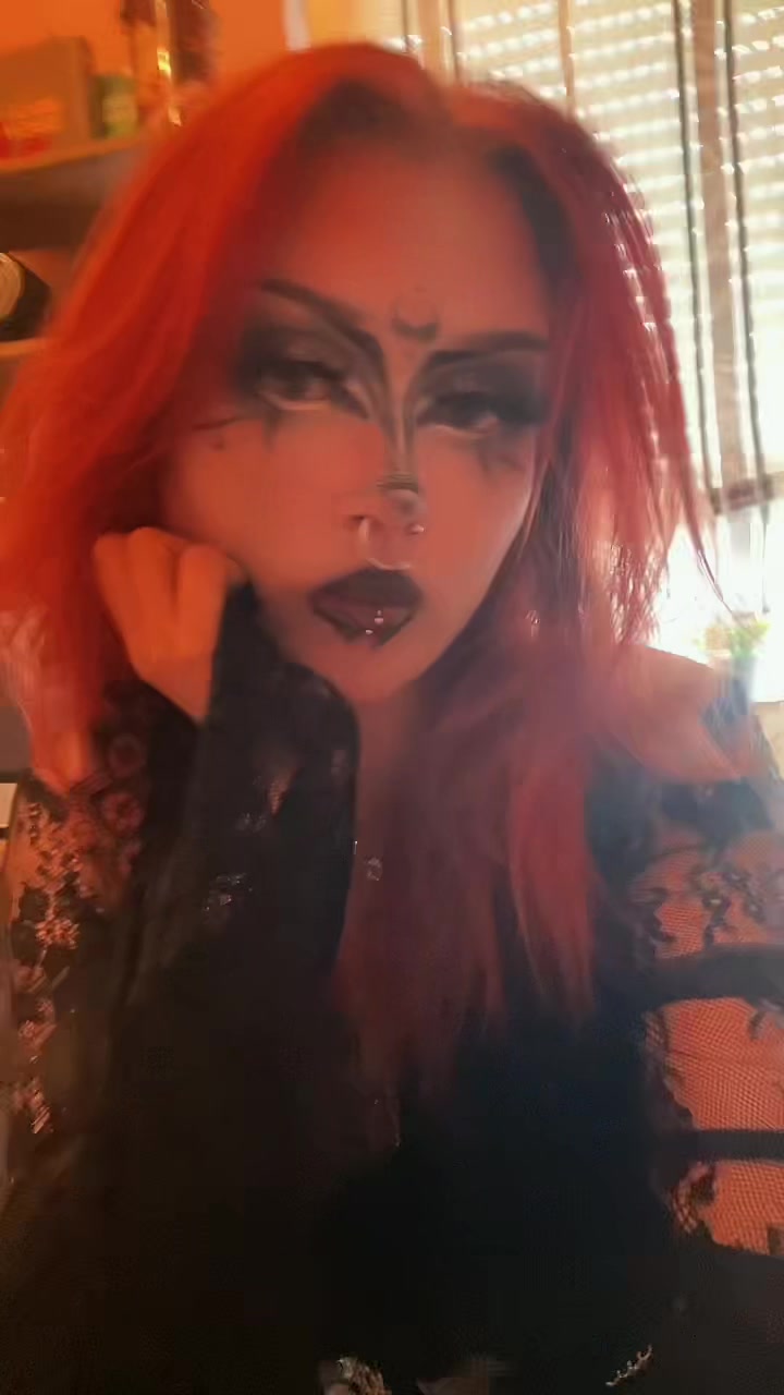 @‧₊˚ ཐི⋆ 𝔜𝔢𝔫𝔫𝔢 ⋆ཋྀ ˚₊‧