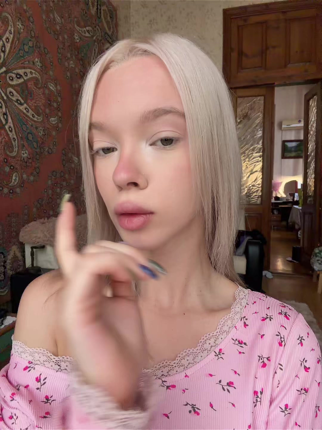 @K