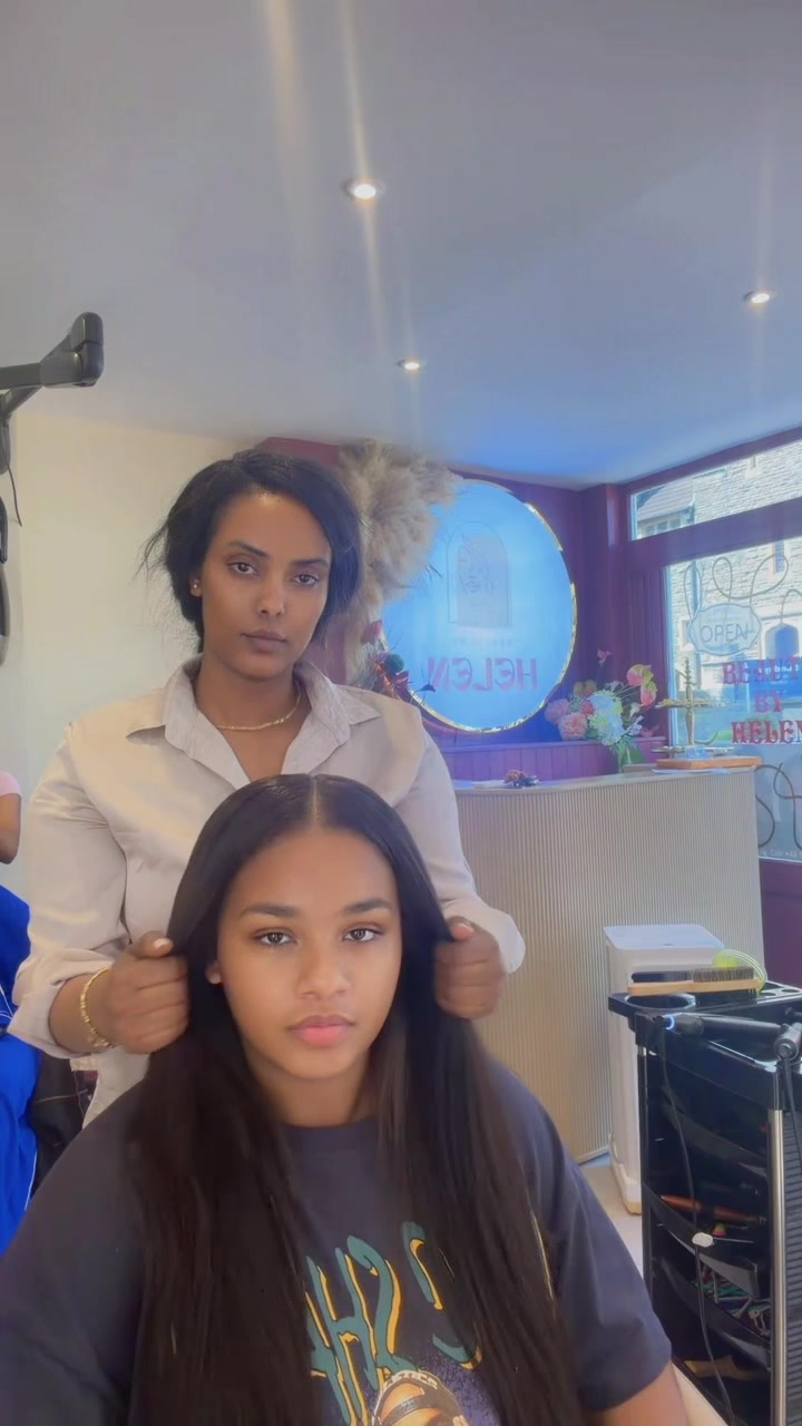 @Beauty by Helen