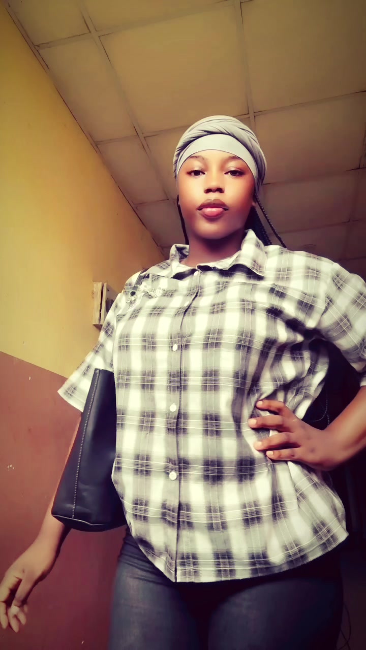 @𝓑𝓾𝓼𝓪𝔂𝓸🌸