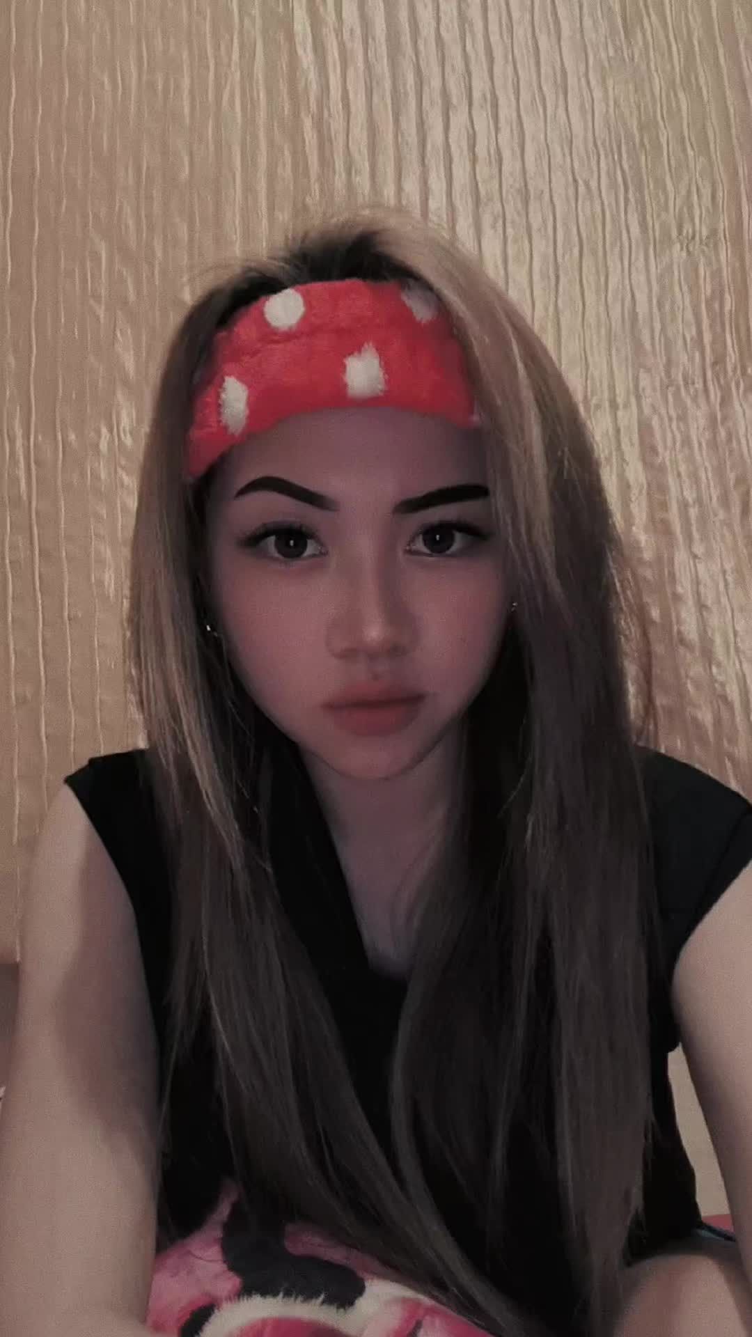 @🇲🇾𝓛𝓲𝓼𝓪𝓬𝓱𝓪𝓷🪭