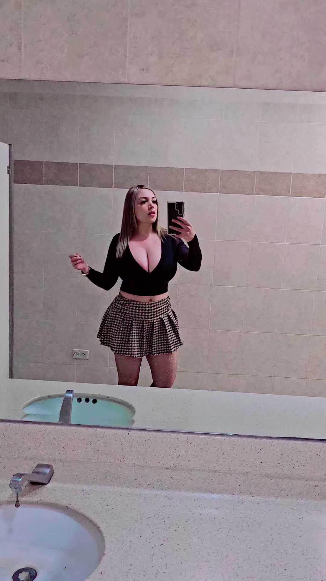 @Lizeth  Cisneros