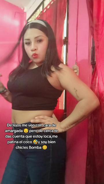 @karlita Luch&oacute;