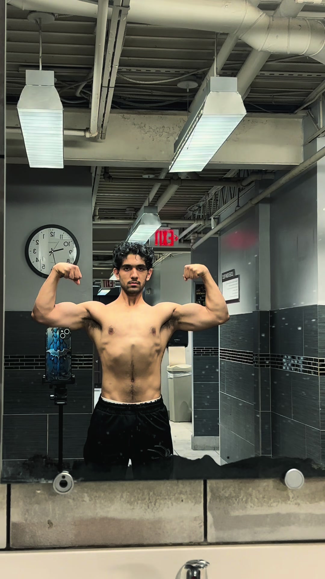 @Physique by sho