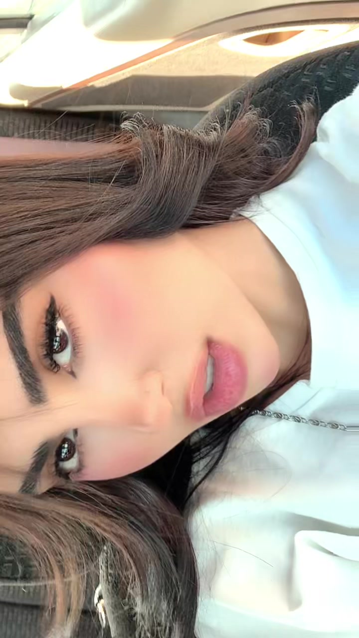 @Mellinyx
