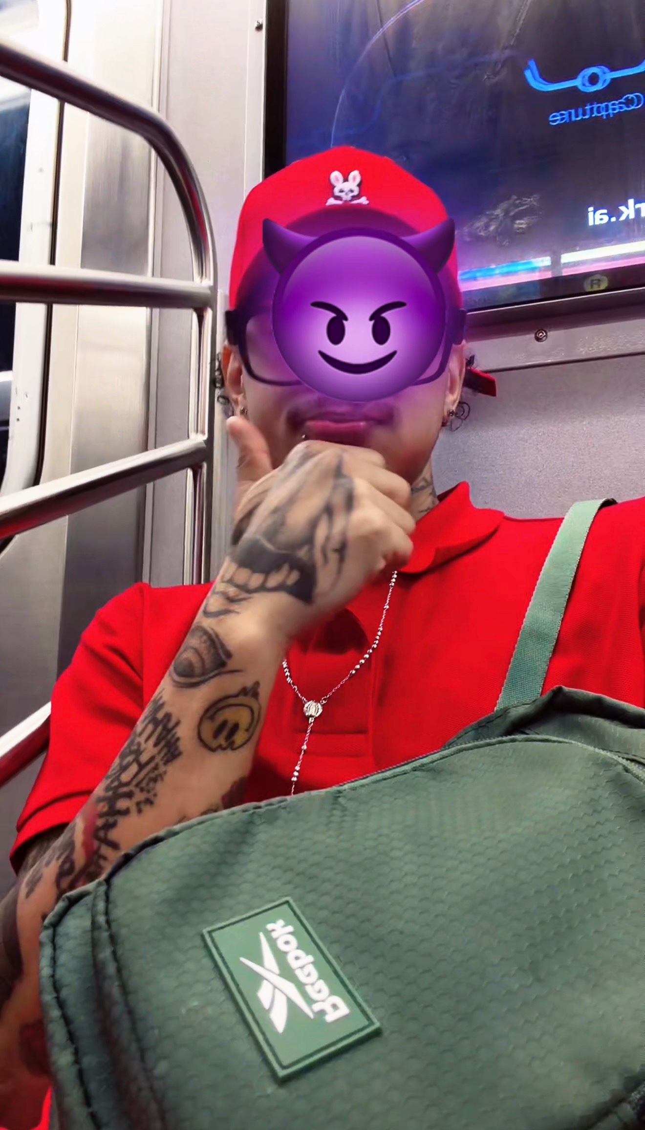 @✏️ 𝙻𝚊́𝚙𝚒𝚣 𝙲𝙷🍍✍🏽