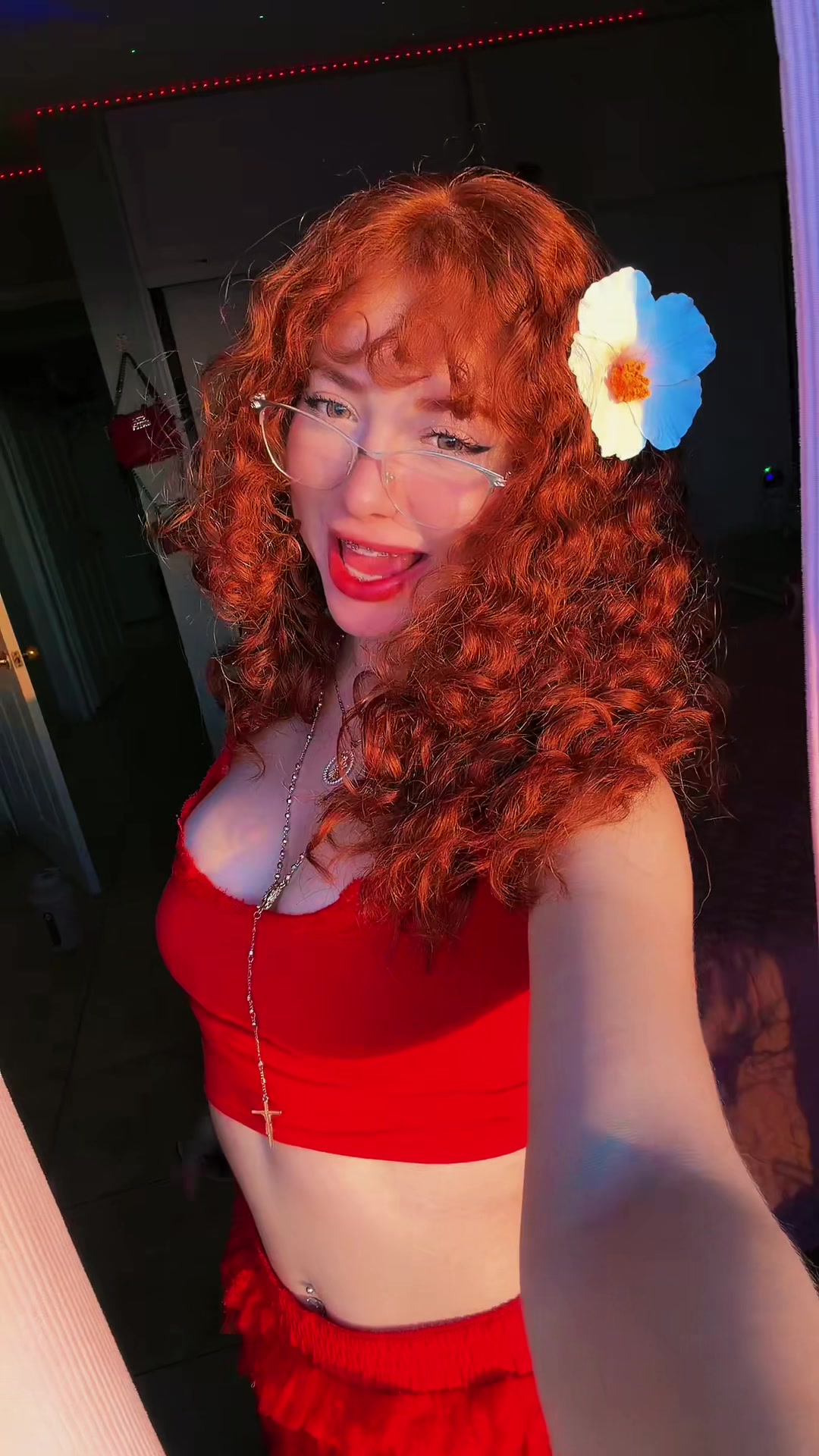 @lapelirroja87