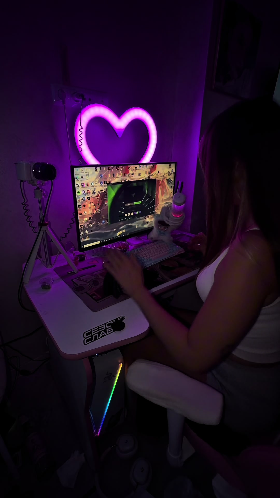 @Twitch: ksxana