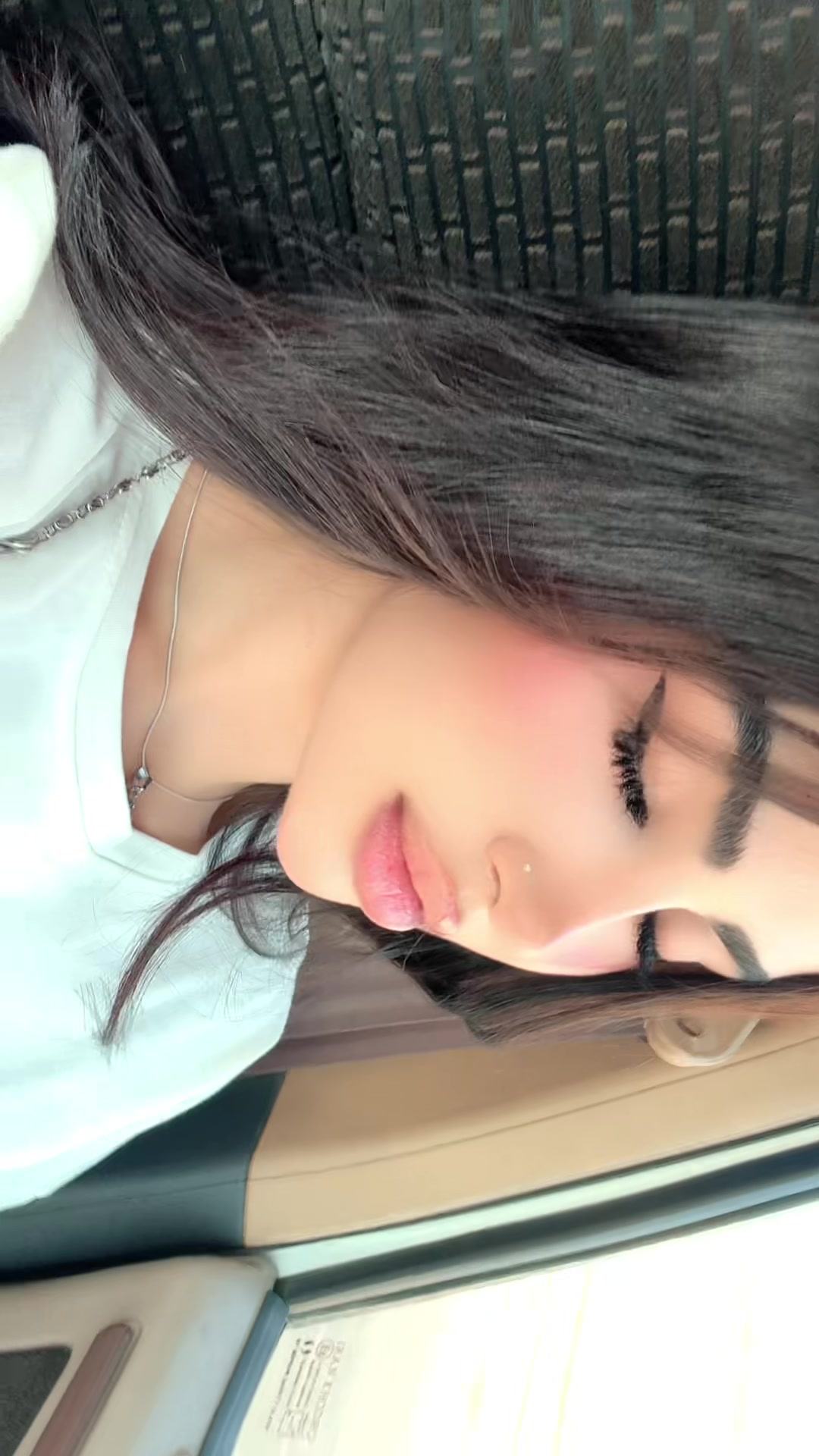@Mellinyx