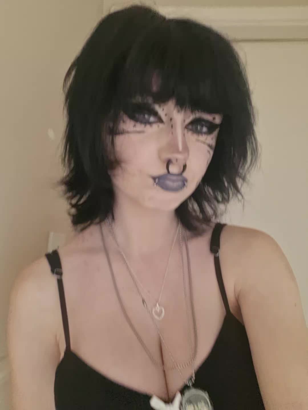 @Nevaeh..🥀