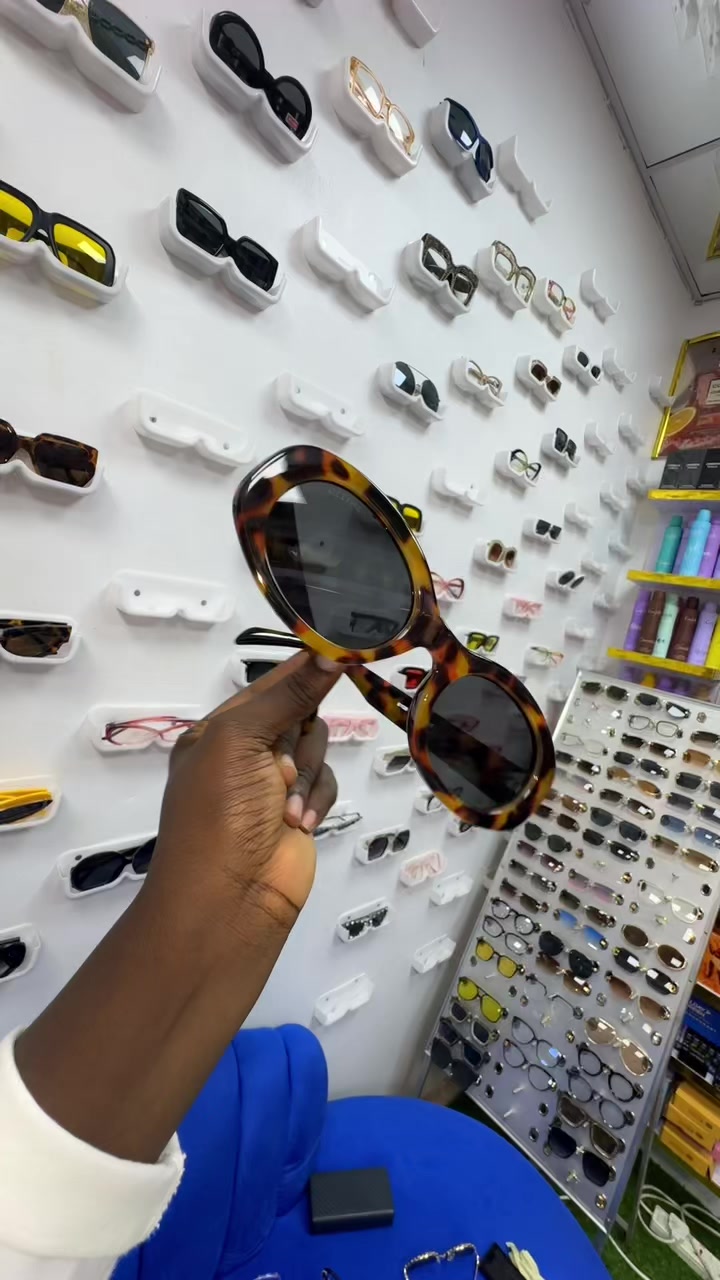 @AKURE SUNGLASS VENDOR 1