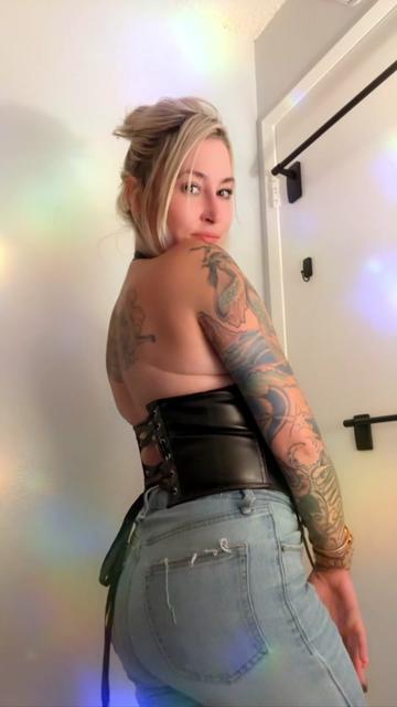 @BLONDIEEE_555🔥🏁