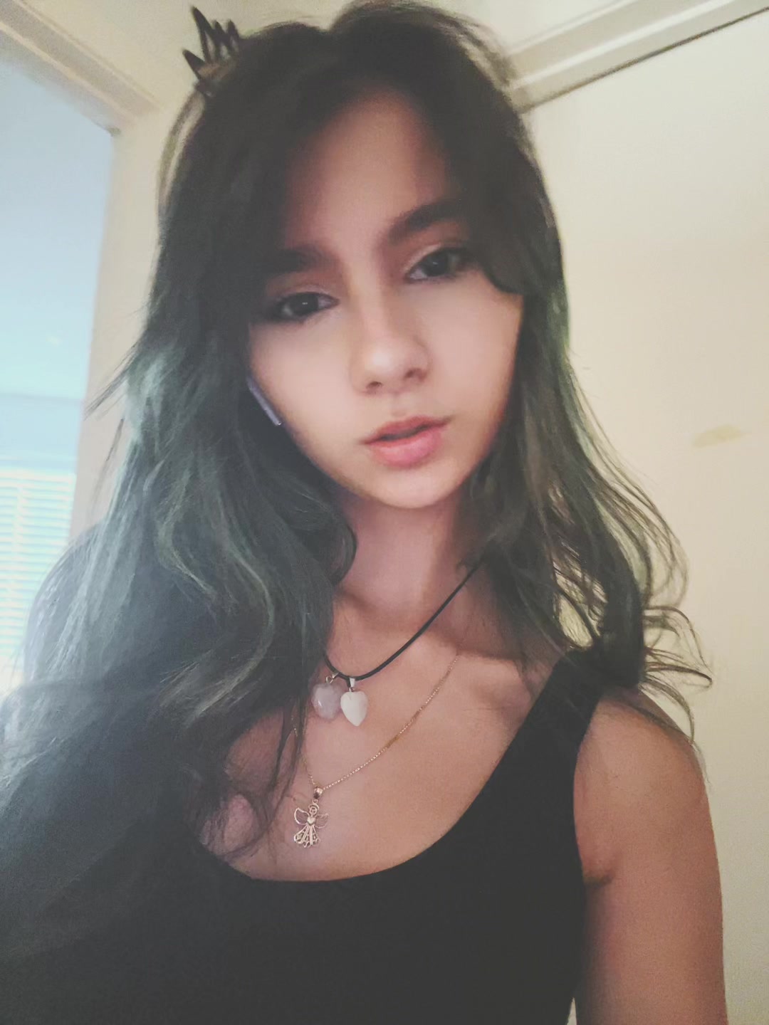 @🎧