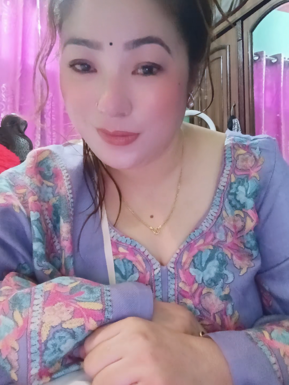 @Alina thapa.magar