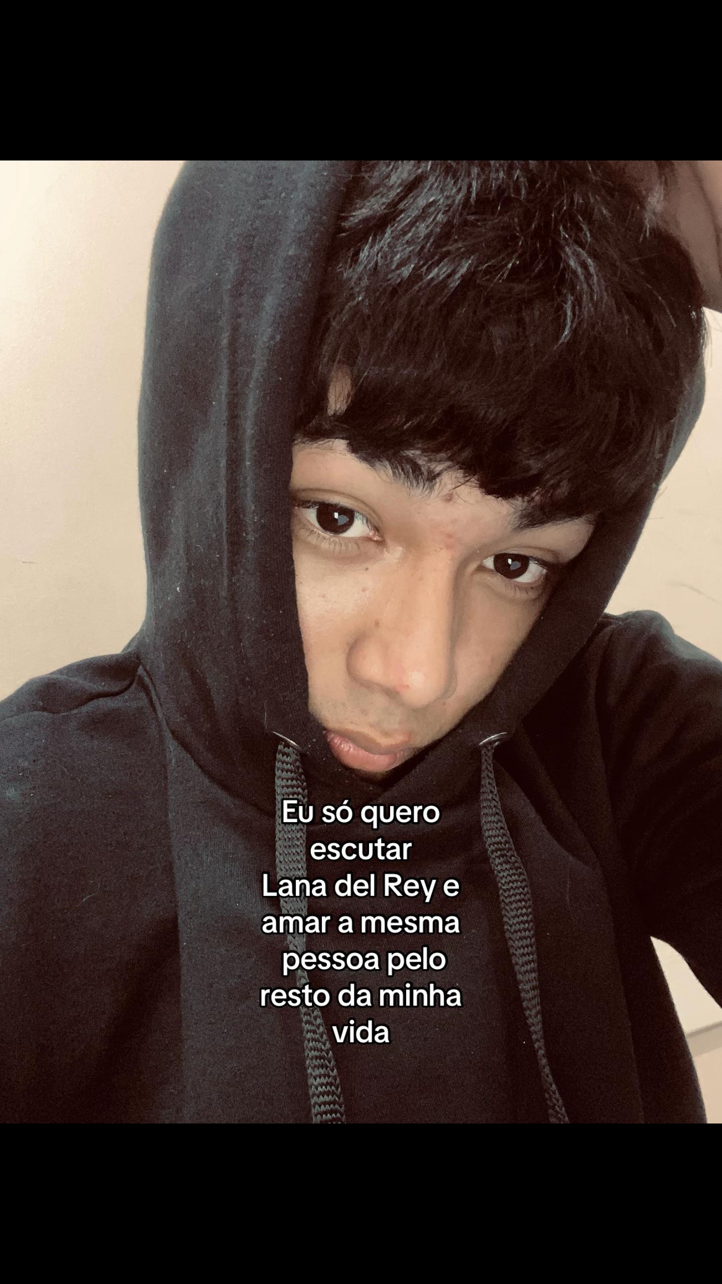 @⃟