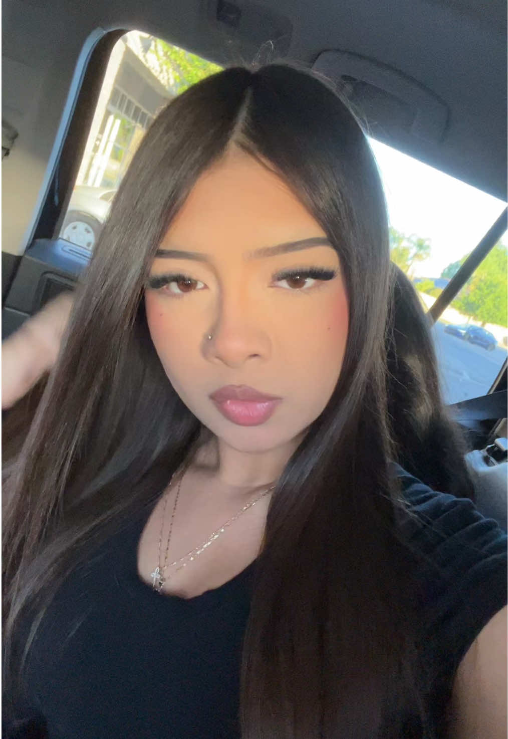 @⃟
