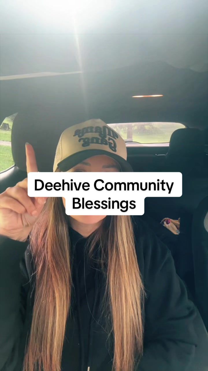 @DeeHive🖤| Relatable Lifestyle