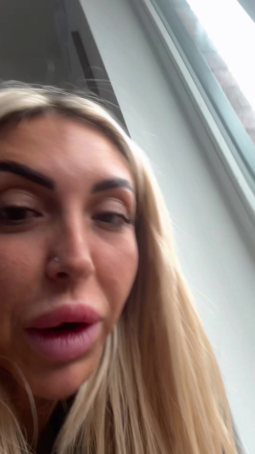 @Chloe