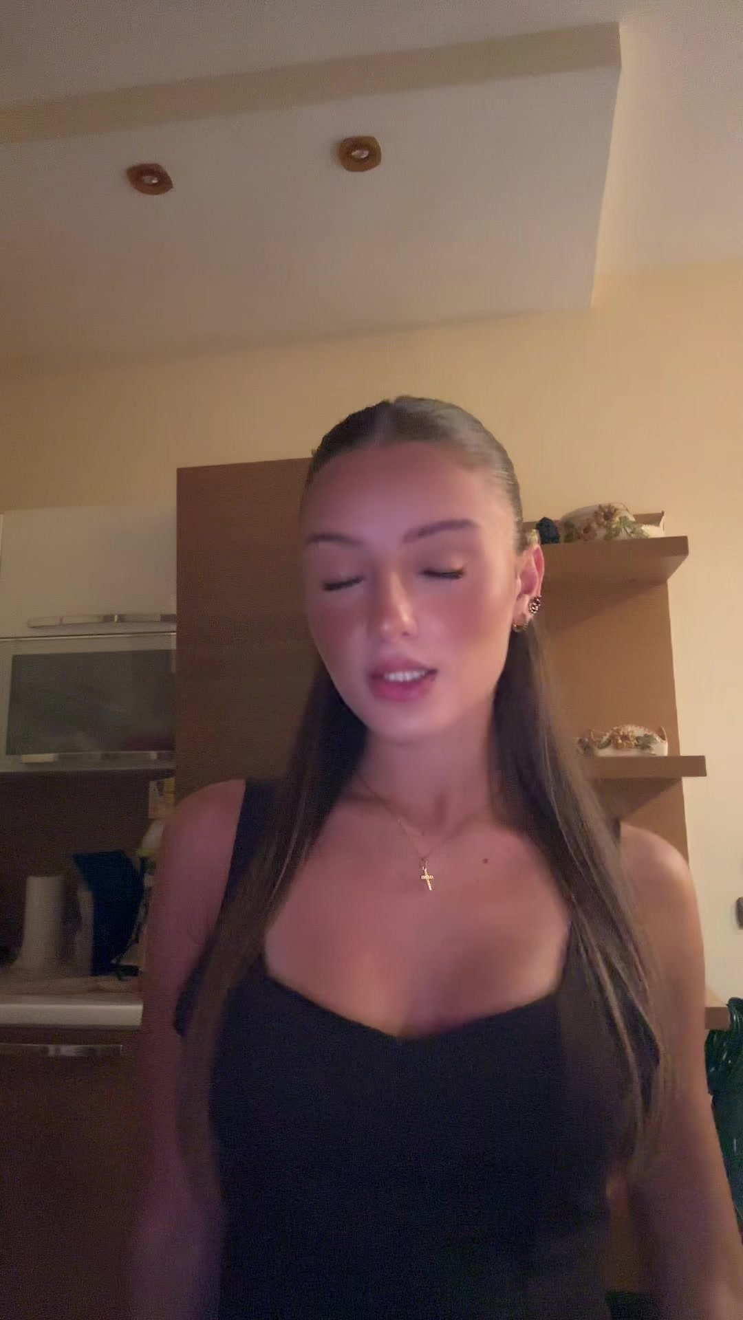 @_EM_