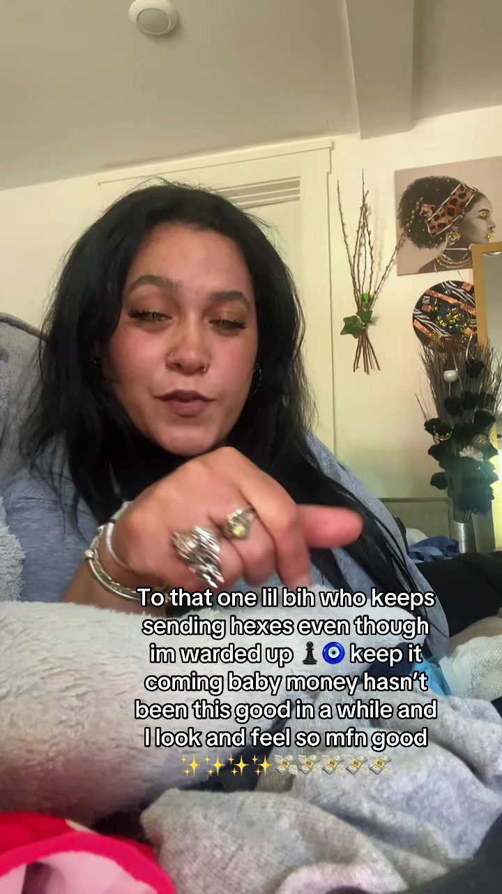 @Ahhzeey🕯️🧿