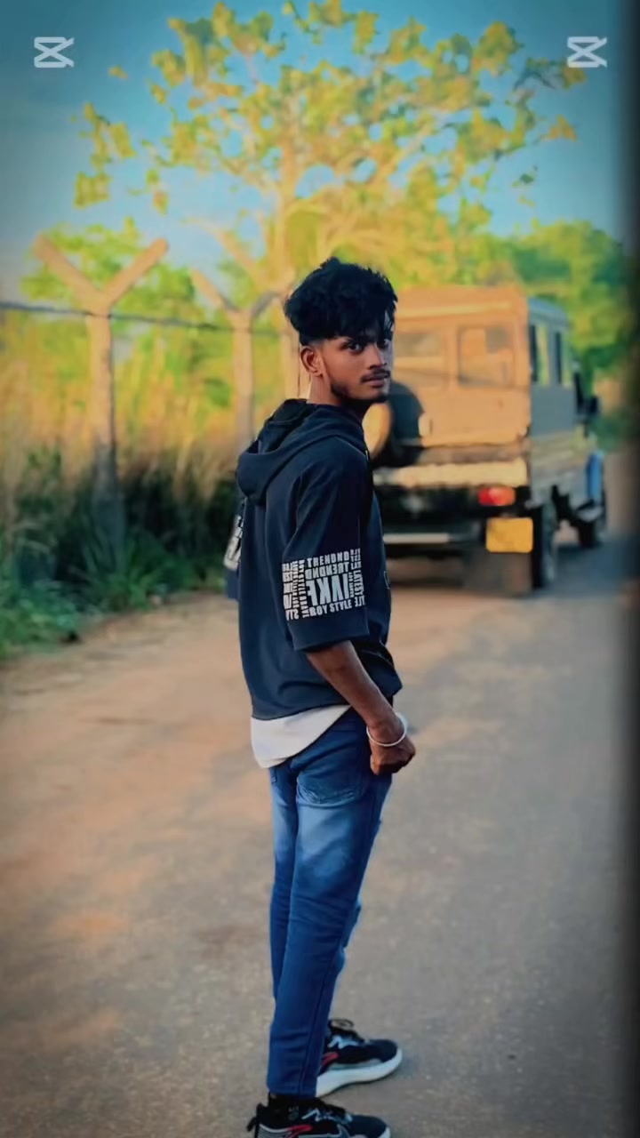 @🥀🥺தனிமை என் ❤️🩹உலகம் 📌 🥀