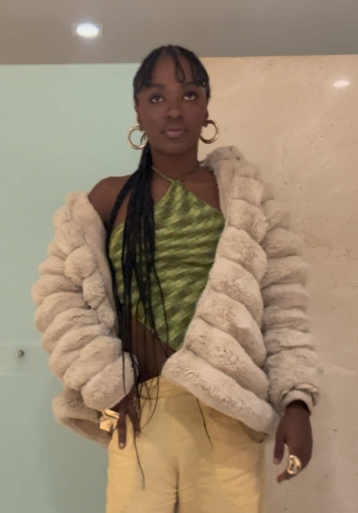 @Nikolly👸🏿
