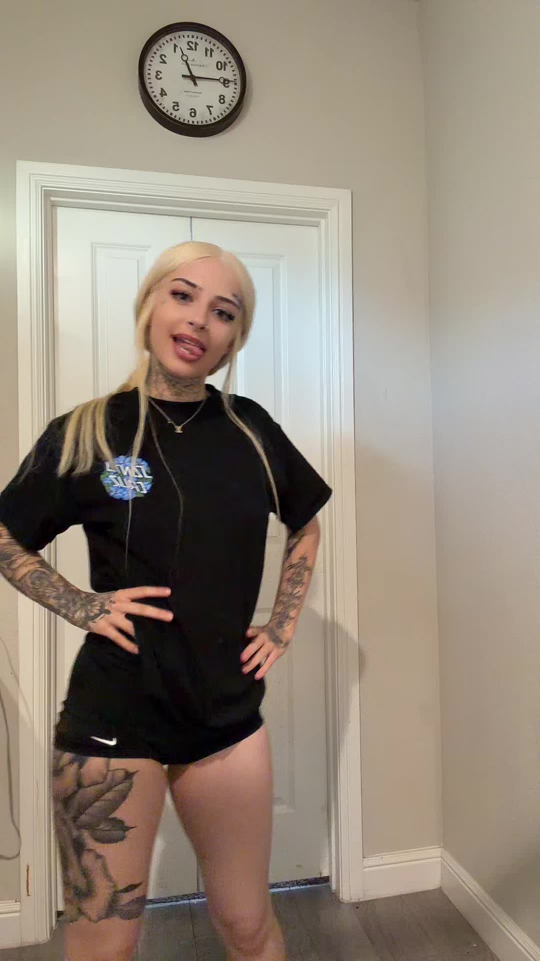 @Lilyrrrose