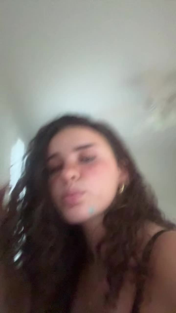 @⃟