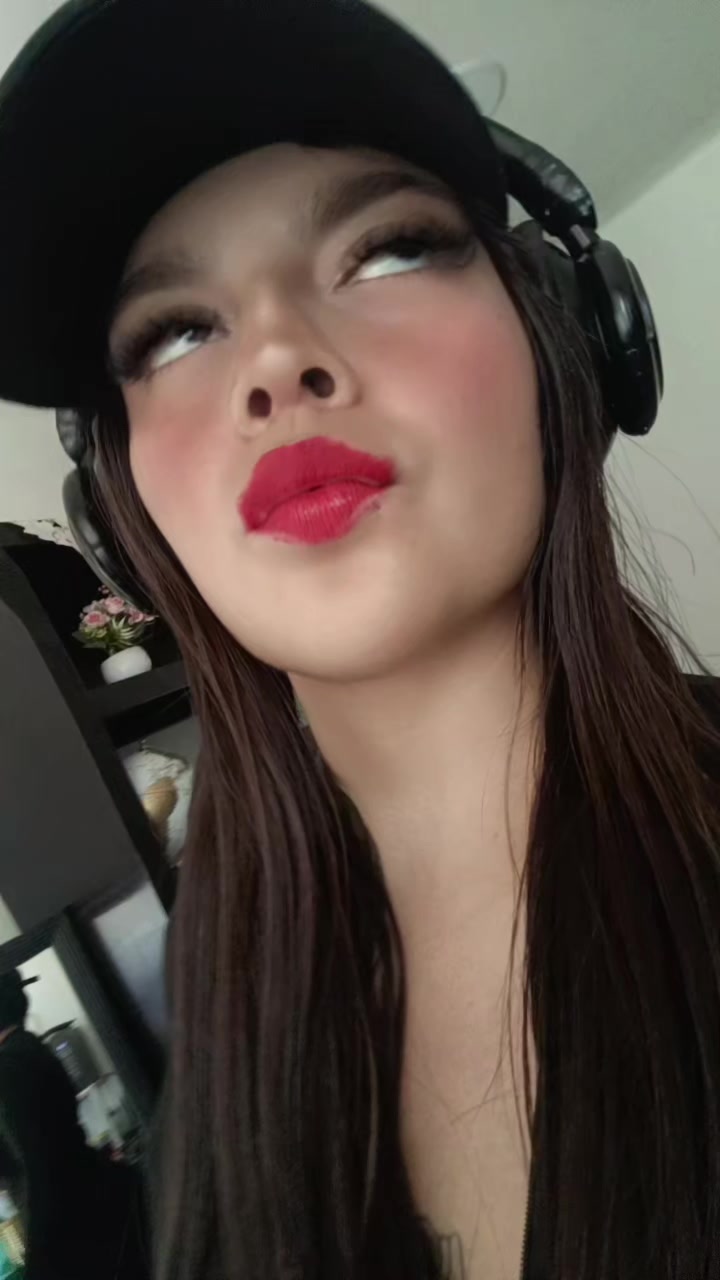 @Alejandra Valdes ✨