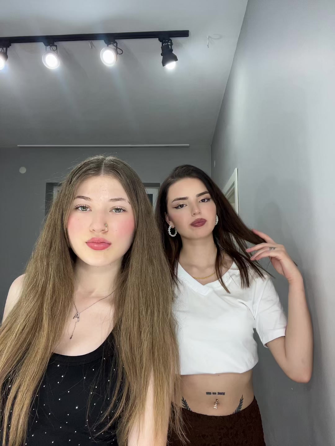 @Aslı