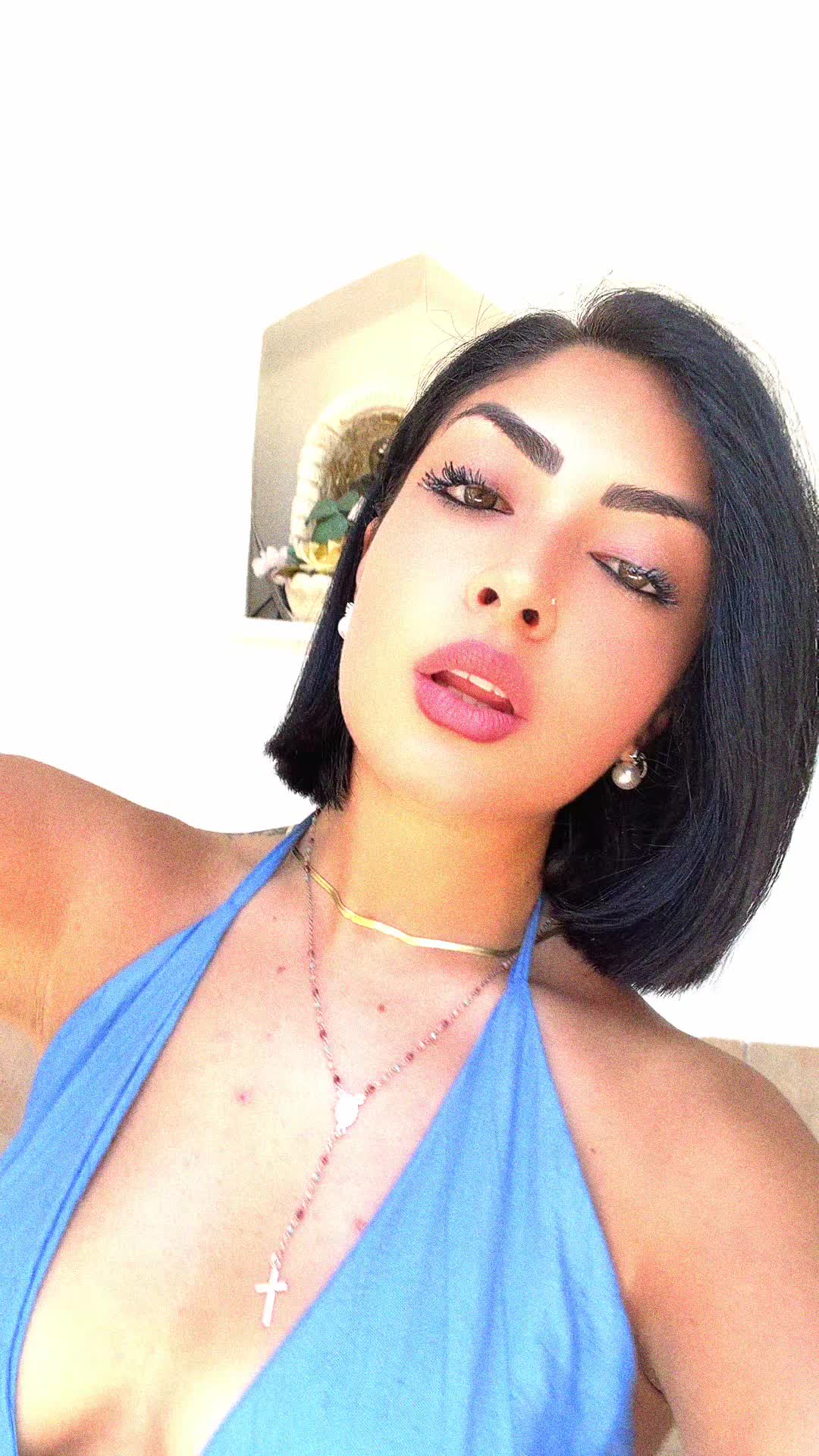 @Ilaria_