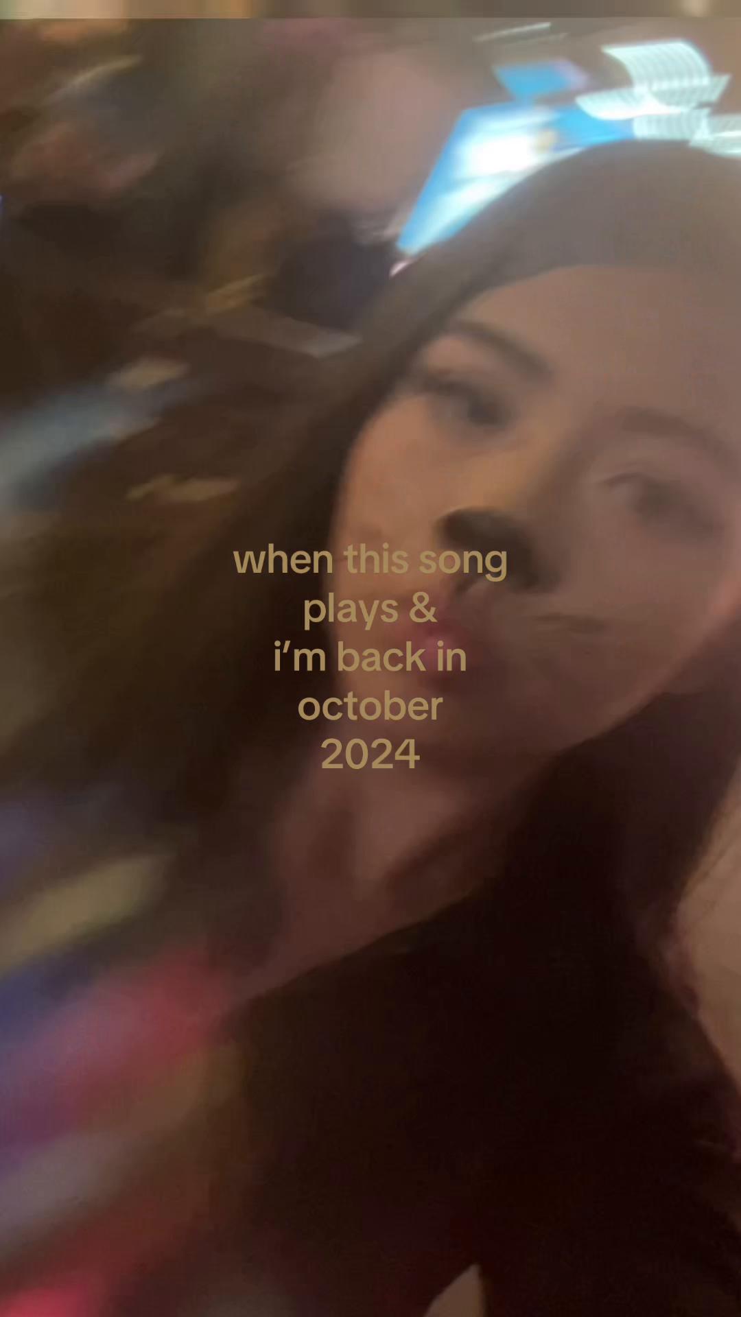 @⃟
