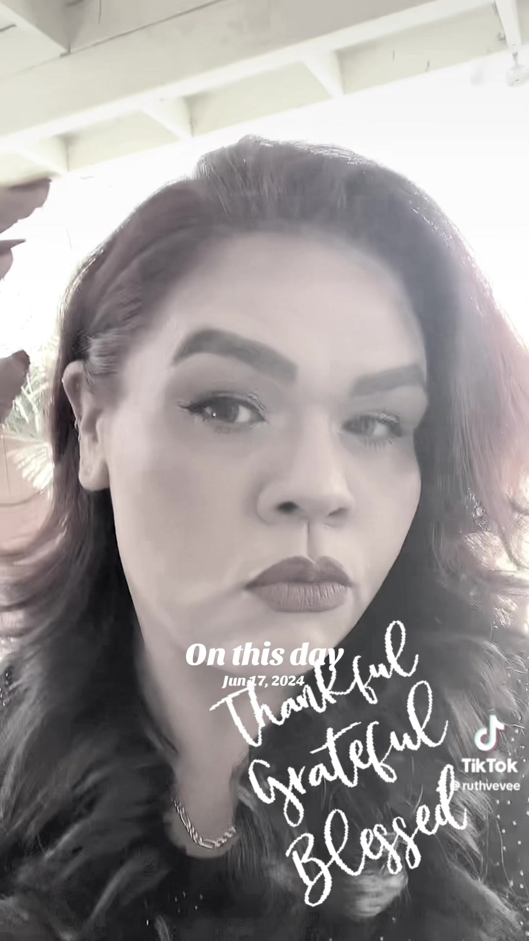 @RuthVeeVee