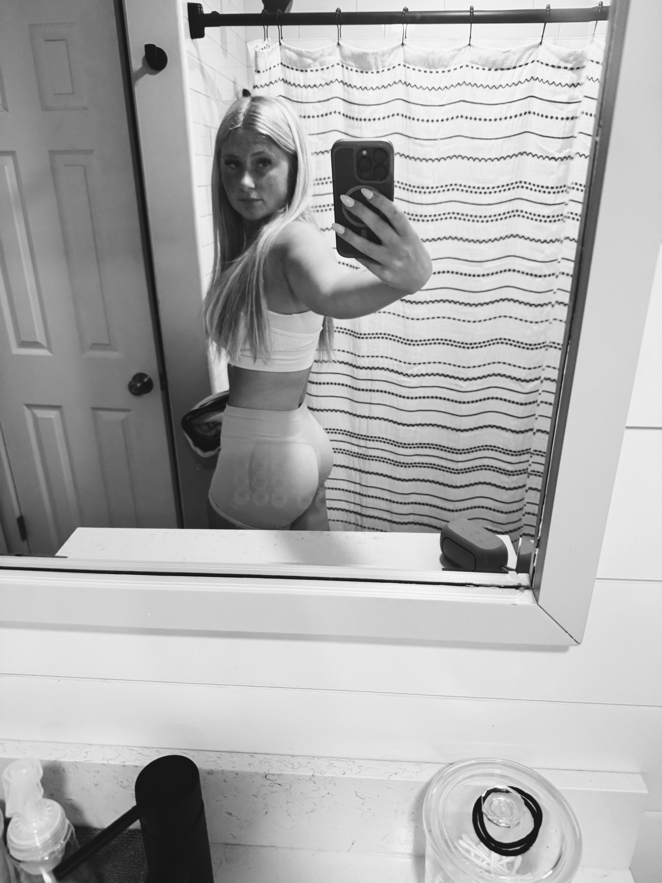 @!