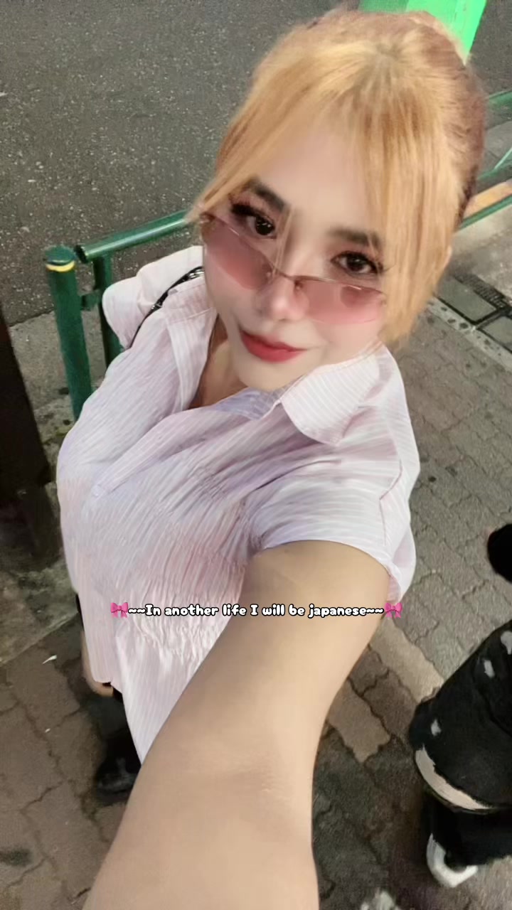 @Smriti🧚