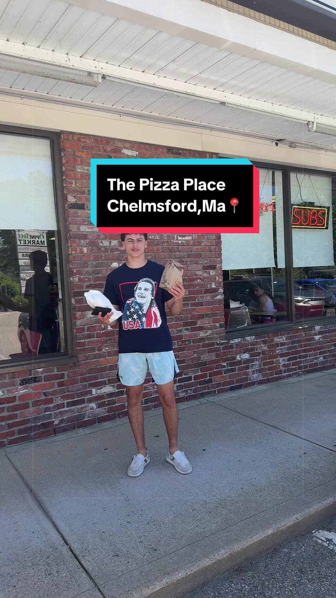 @Massfoodreviews