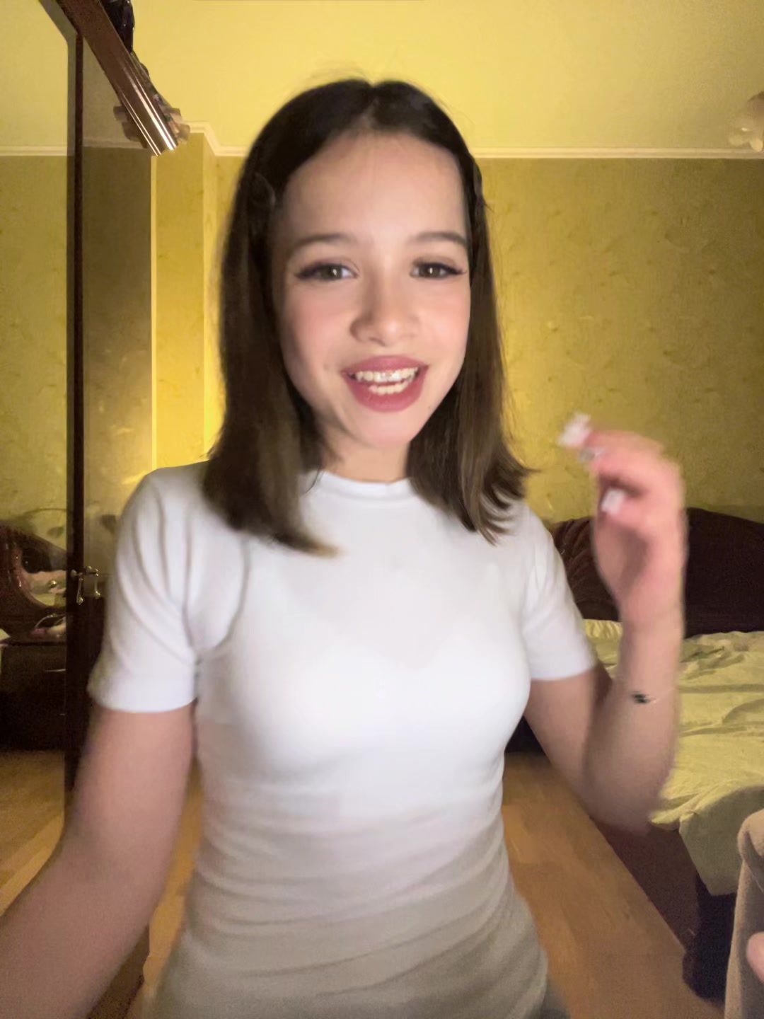@Эиша