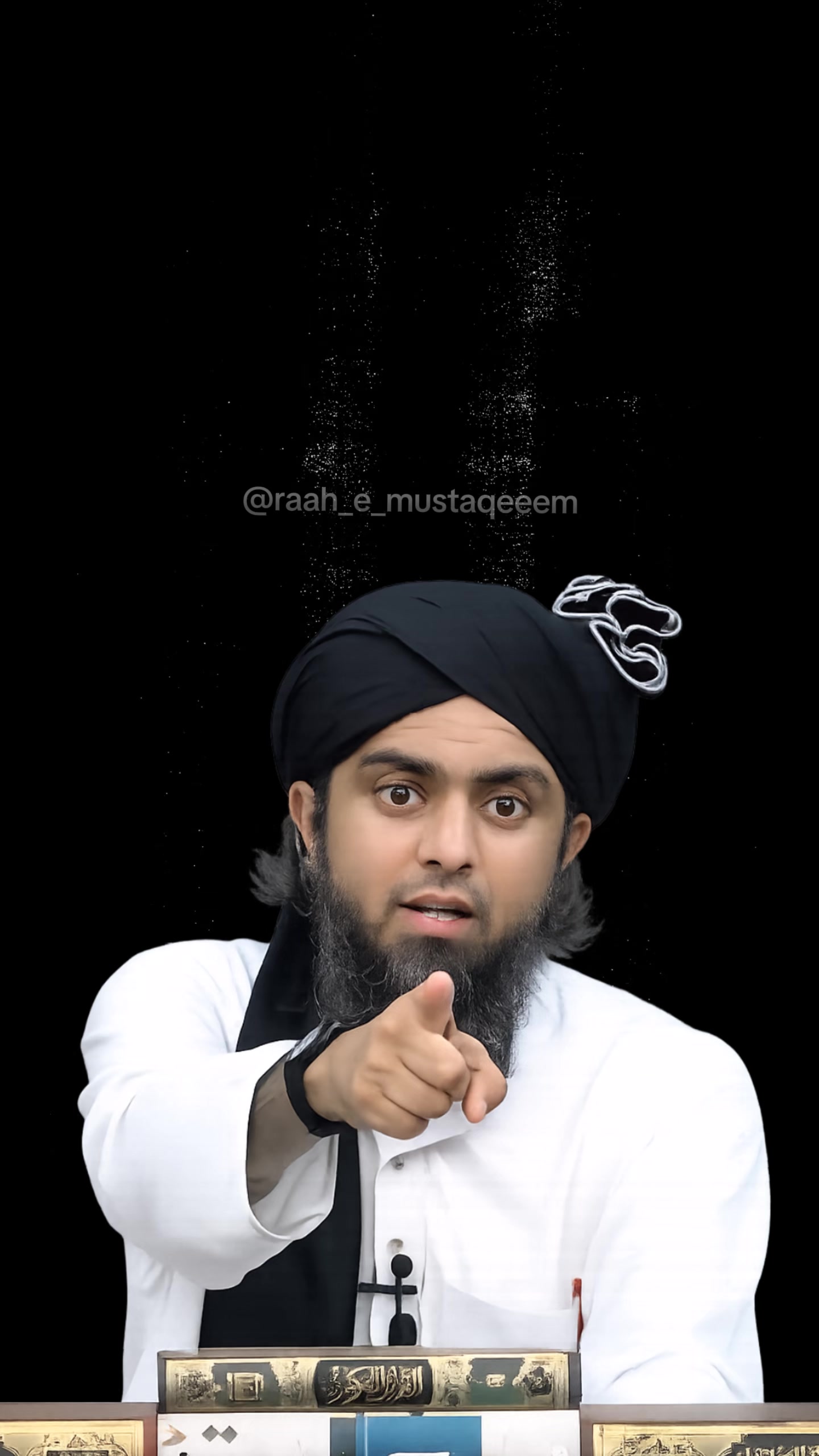 @Raah_e_Mustaqeem