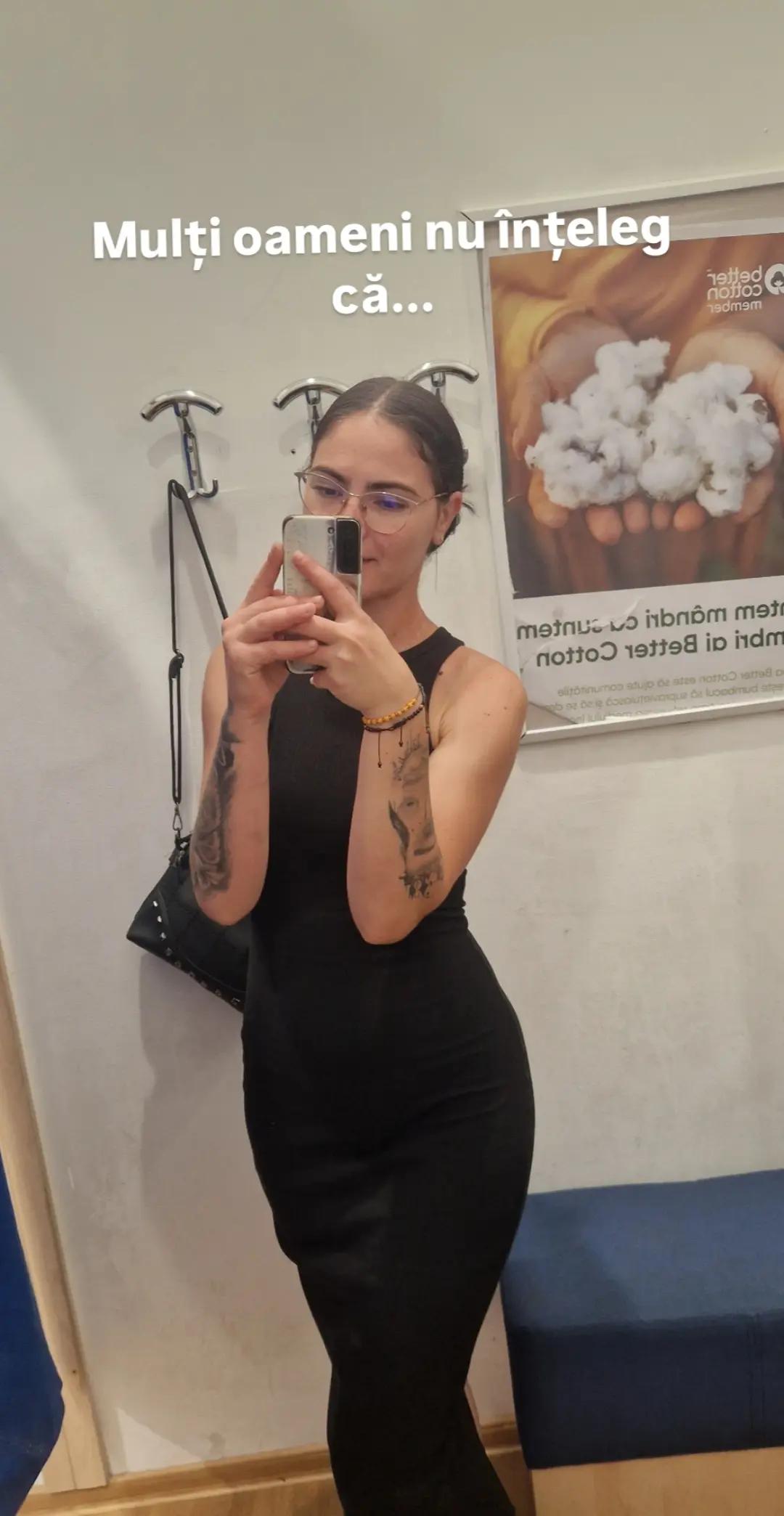 @Alexandra Adriana