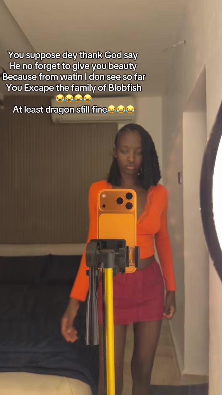 @Sarahblack