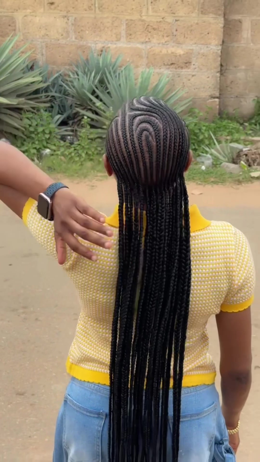 @HAIRSTYLIST IN OYO