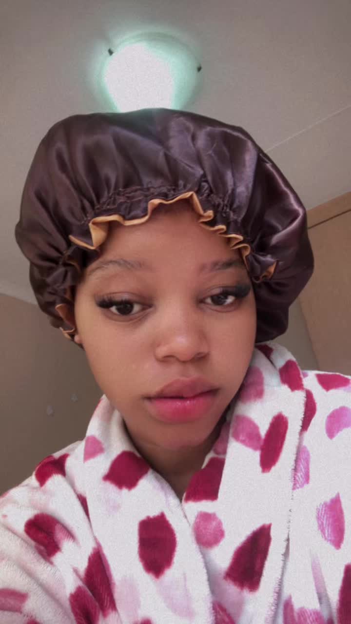 @MphoMokoena