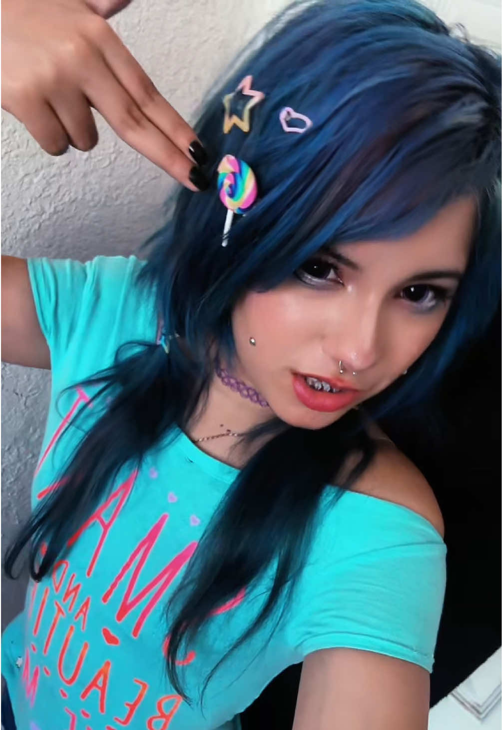 @dyinglivegirl